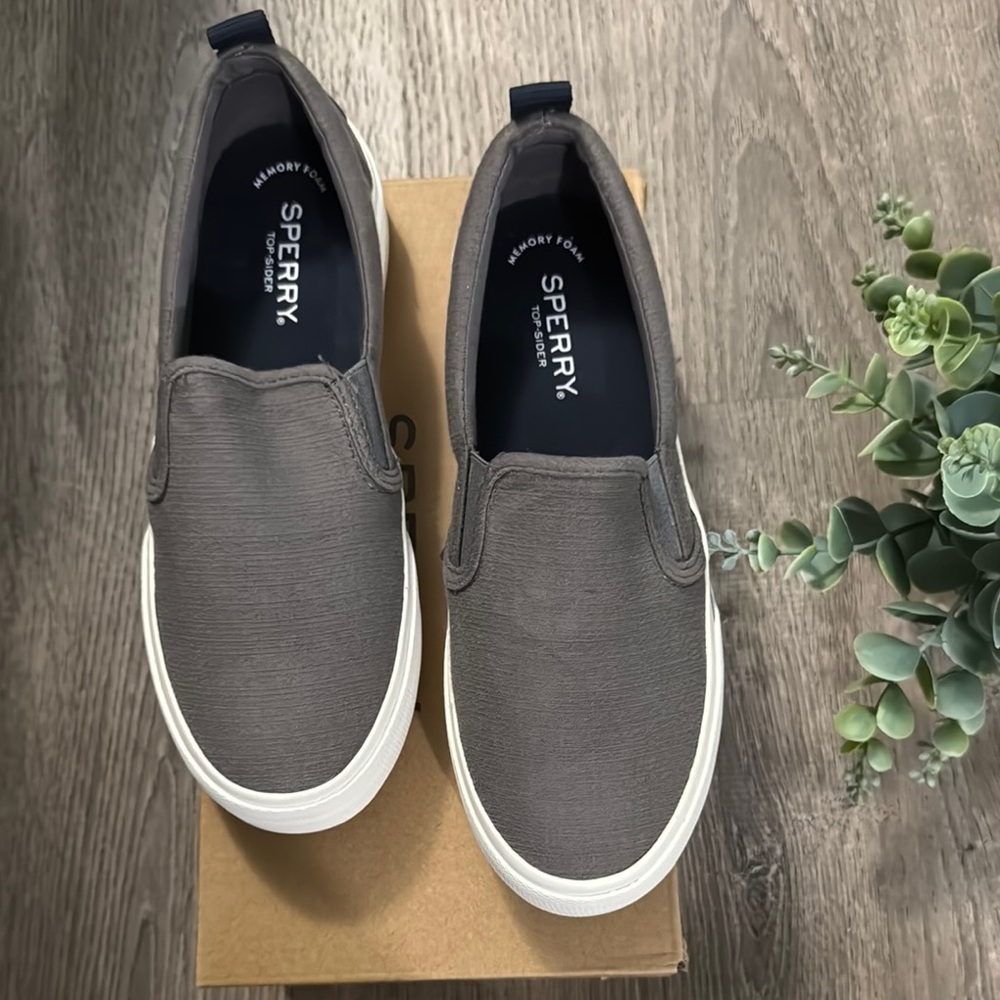 Sperry women’s Gray Slip-On Shoes